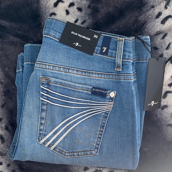 🔥 7 For All Mankind DOJO Tailorless Leesburg Women’s Jeans Size 30 - Picture 1 of 9